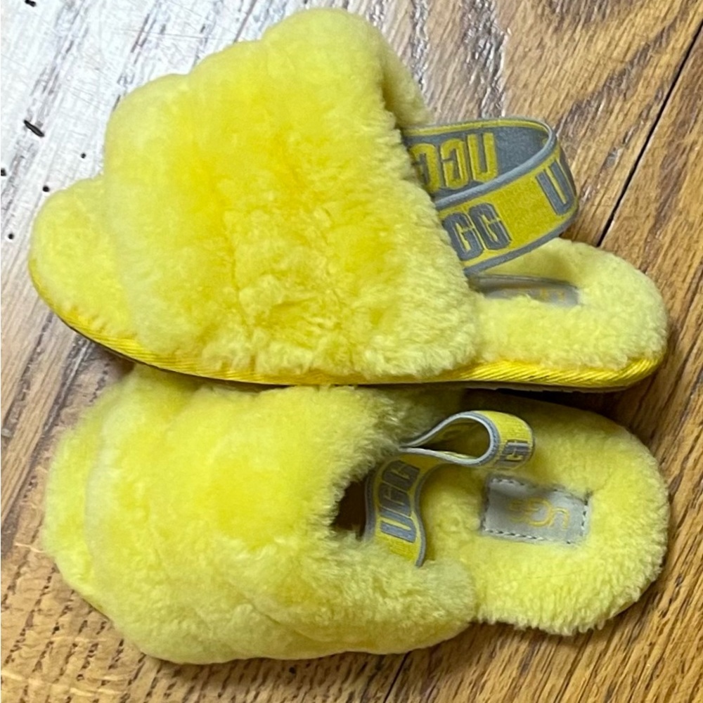 EUC UGG Slipper, Yellow